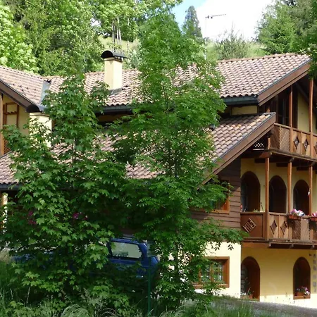 Hétvégi ház Casa Del Cirmolo - For Rent